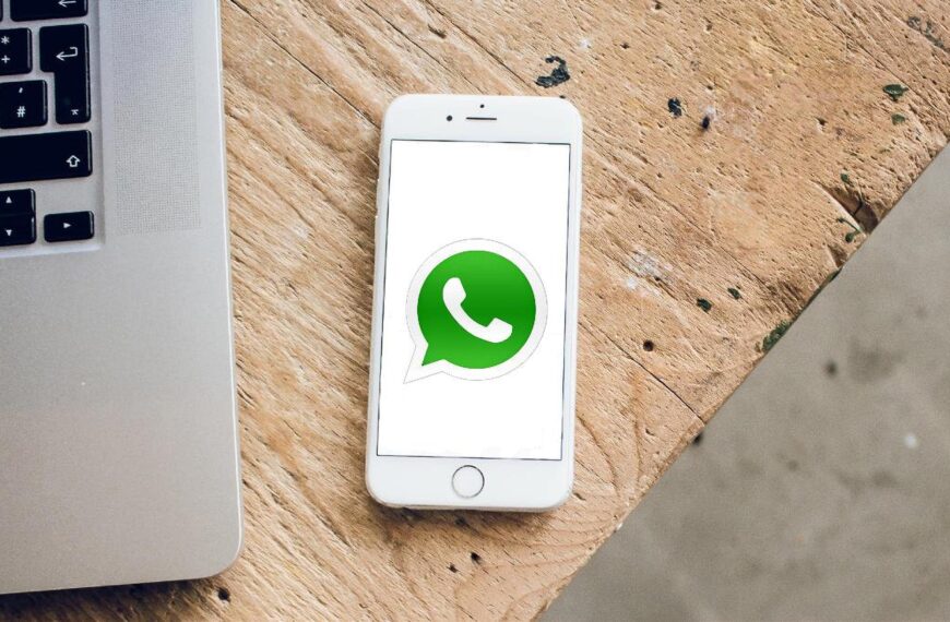 40 Useful & Cool WhatsApp Tricks You Need to Know
